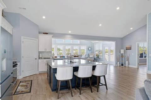 Additional Island Seating for 3