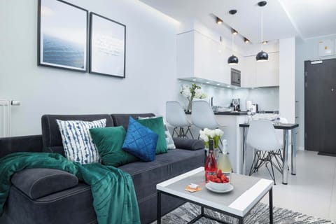 Sofa and coffee table in the living room.