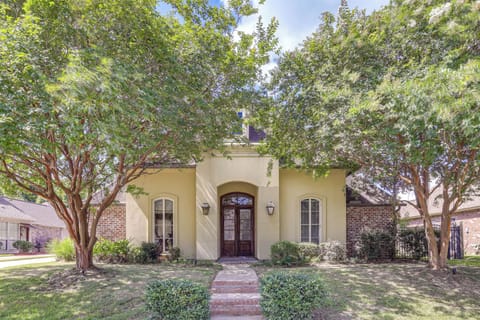 Prairieville Vacation Rental | 4BR | 3BA | 2,390 Sq Ft | Steps to Enter