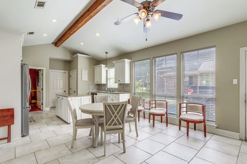 Kitchen | Trash Bags/Paper Towels