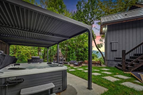 Wake up to this peaceful view—your private perch above the trees.