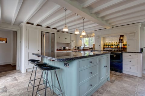 Ground floor: Kitchen (note; the Stanley oven has been disconnected)