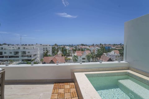 Private rooftop
