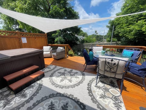 Watch Kentucky's spectacular, colorful sunsets from the deck or hot tub.