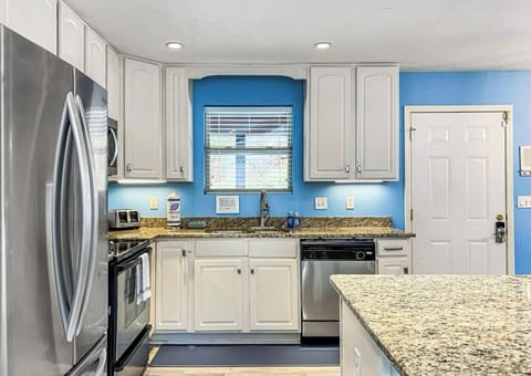 Top Level (Main Floor) Kitchen - Fully stocked