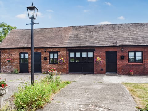 Exterior | Phesant Pens 2 - Phesant Pens, Llandenny, near Usk