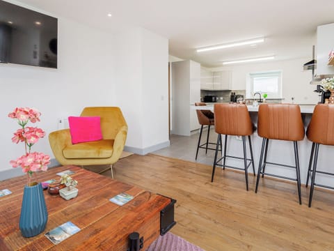 Open plan living space | Go Ye Cottage, Achmore