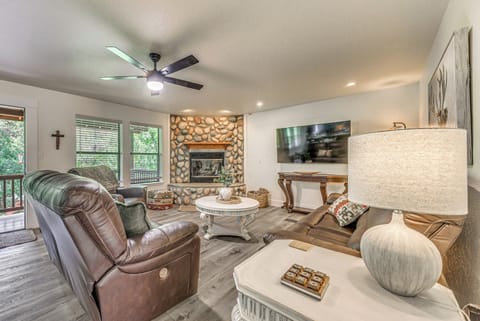 Ruidoso Vacation Rental | 4BR | 3.5BA | 2,450 Sq Ft | Stairs Required