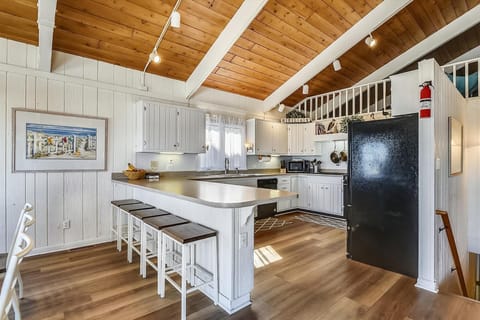 Main Level,Brkfst Bar,