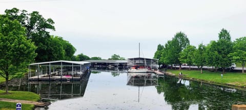 Turtle Bay, Marina, a 2-minute walk from the VRBO home.