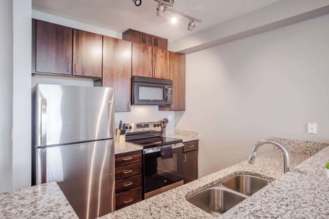 Unit 1 - Fully equipped kitchen