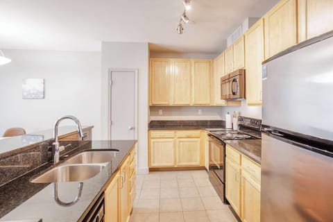 Fully equipped kitchen