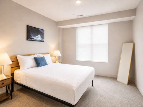 1BR/1BA CozySuites at the Banks