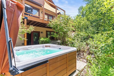 Private Hot Tub