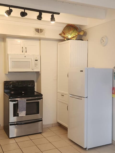Refrigerator/Freezer