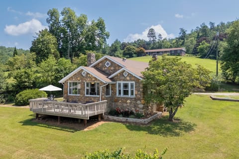 Exterior | Single-Story House | 11 Mi to Downtown Asheville