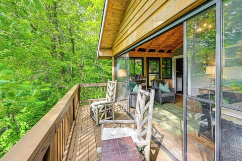 Balcony w/ Seating & Views