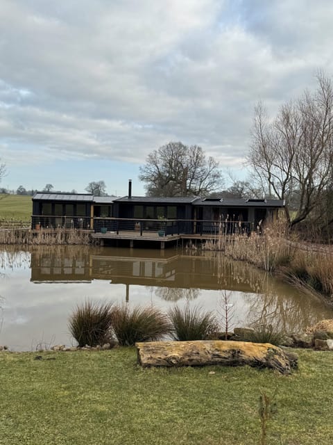 Langley Meadows Luxury Cabin