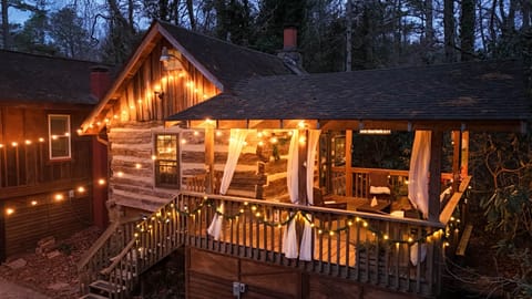 Magical evenings on the porch and in the hot tub. 