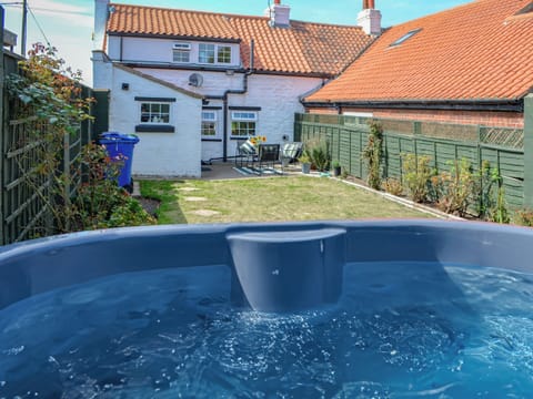 Early morning dip | Peace Cottage, Flamborough