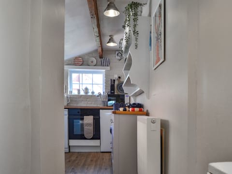 Kitchen | Peace Cottage, Flamborough