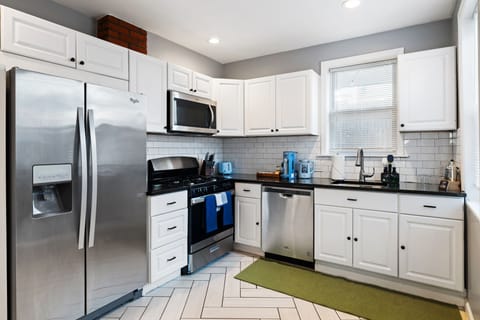 Fully equipped kitchen