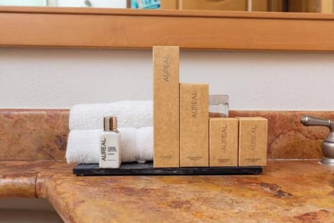 Bathroom amenities