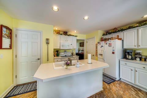 Kitchen | Blender | Dining Table | Spices | 1st Floor