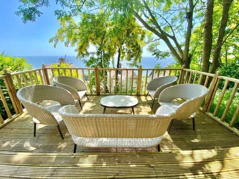 83 Gills Cliff Road, Ventnor; Rear garden top deck