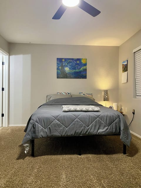 New Queen size Nectar memory foam mattress