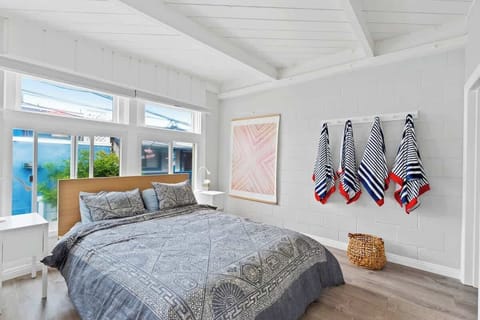 Sweet Dreams: A Tranquil Bedroom for Your Perfect Getaway. Comfy queen size bed and hotel quality linens. 