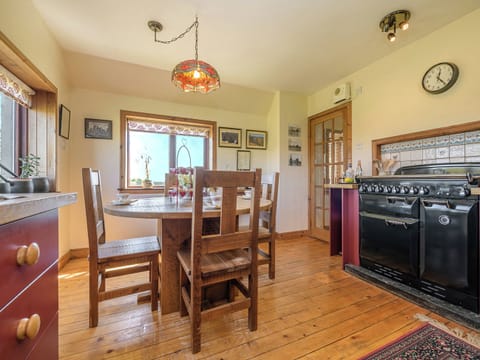 Kitchen | Seaview Cottage, Wick
