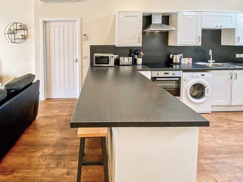 Kitchen | Copinsay - Shaalder Apartments, Kirkwall