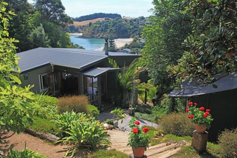 The House is quaint and overlooks the bay
