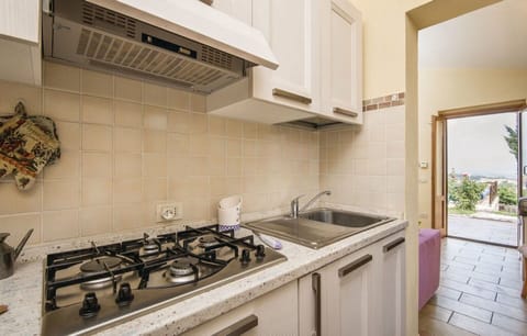 Autumn, Kitchen, Spring, Summer