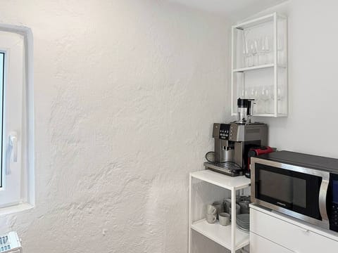 0a54b36c-e572-4ade-8671-e61ae342d775