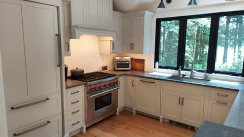 Chef's Kitchen  Fully equiped