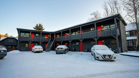 5115-winter-lifestyle-2022-web