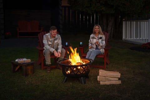 078-trailhead-lodge-fall-2023-web-exterior