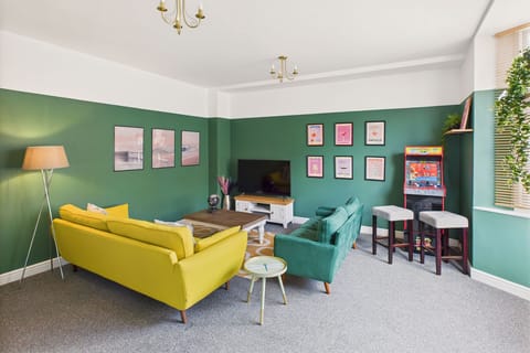 The Coastal Retreat in Saltburn, Saltburn-by-the-Sea - Host & Stay