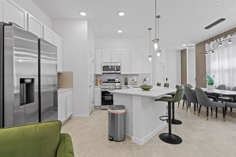 Fully-equipped kitchen