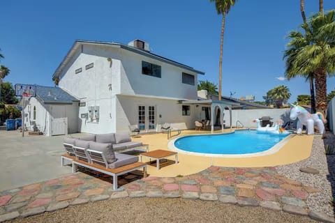 Escape to Tranquility: A Serene Backyard Retreat with Poolside Bliss.