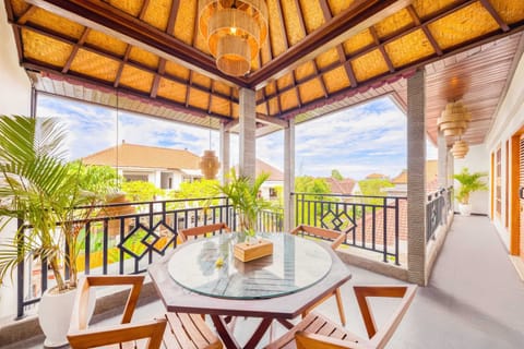 Second level Patio with a Sunsetview