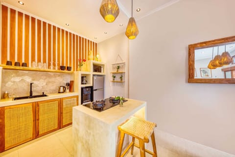 Kitchen Island with Breakfast Bar
