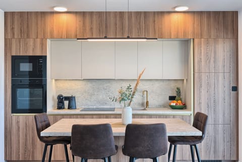 0269c2ac-bb0b-4250-9db8-3848cd6426bc