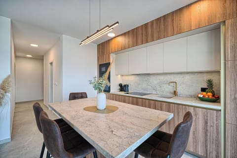 30ece41f-0636-4f8d-92e5-d21a901454c7