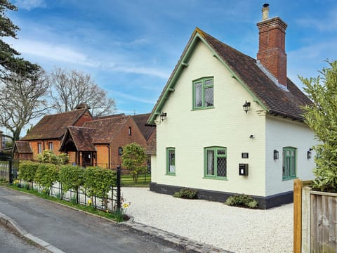 Beautiful Rectory cottage with parking for two cars
