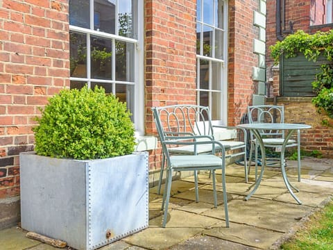 House, Cottage, Freezing, Village, Mountain Village, Resort, Snow, Winter, Alps