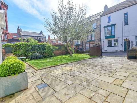 House, Cottage, Freezing, Village, Mountain Village, Resort, Snow, Winter, Alps