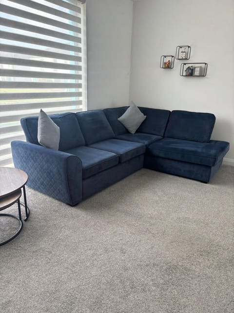 Living Room / Lounge